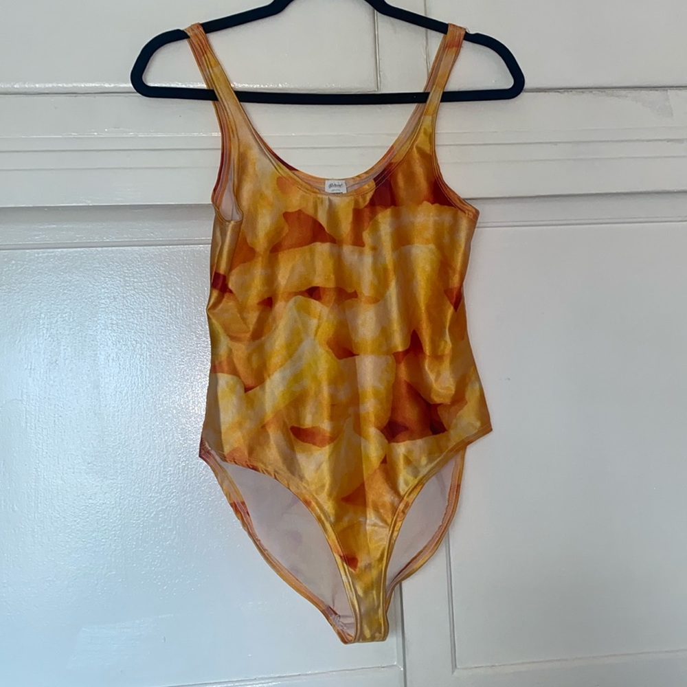 ⭐ Mac n Cheese 🧀 printed swim suit bodysuit XL